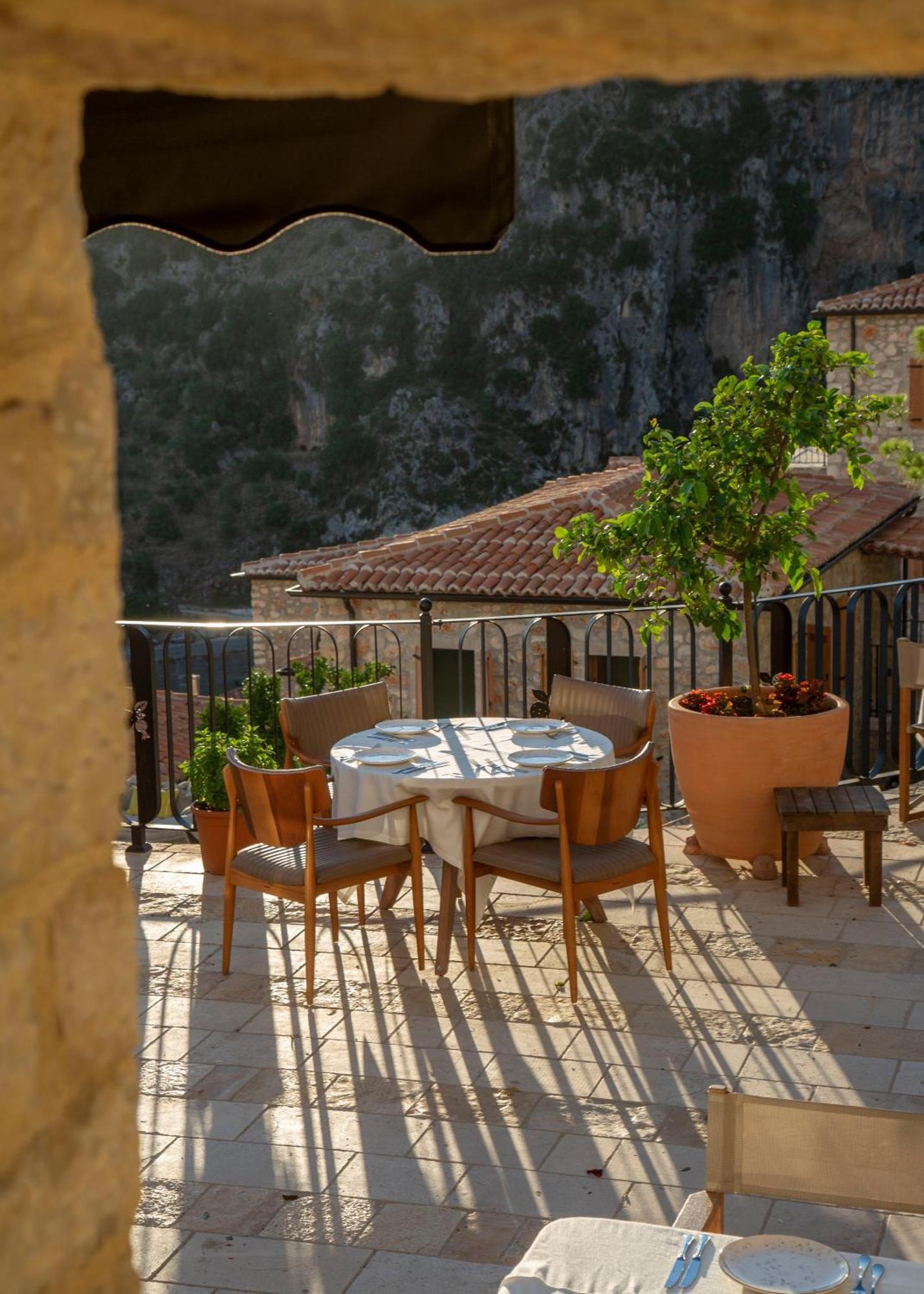Zoe Hora Dhërmi Exterior foto